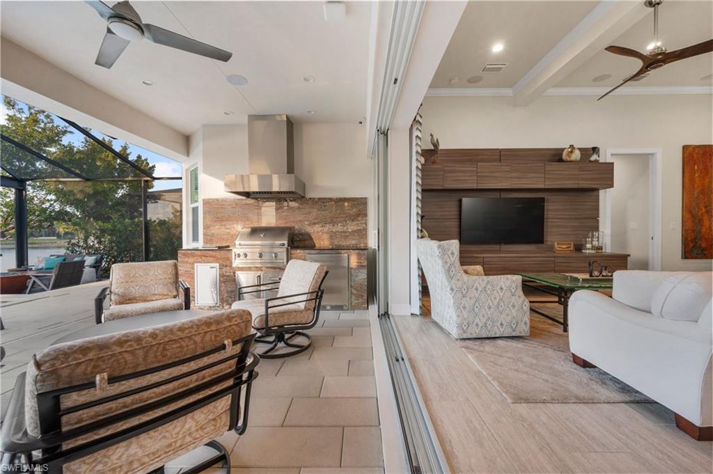 8949 Mustique LN