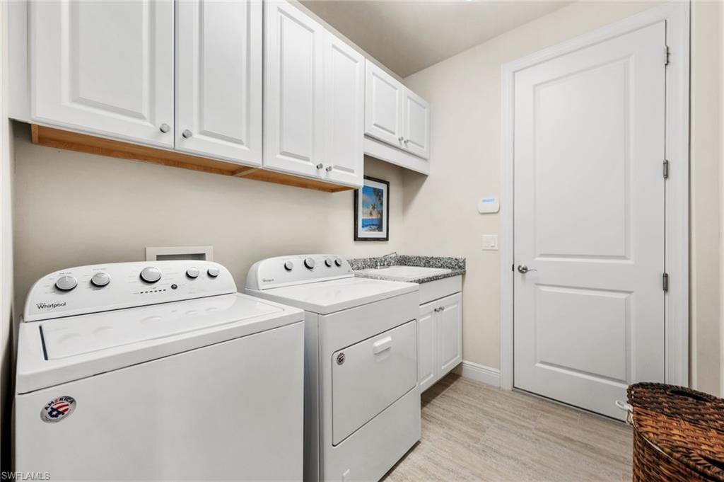 8949 Mustique LN
