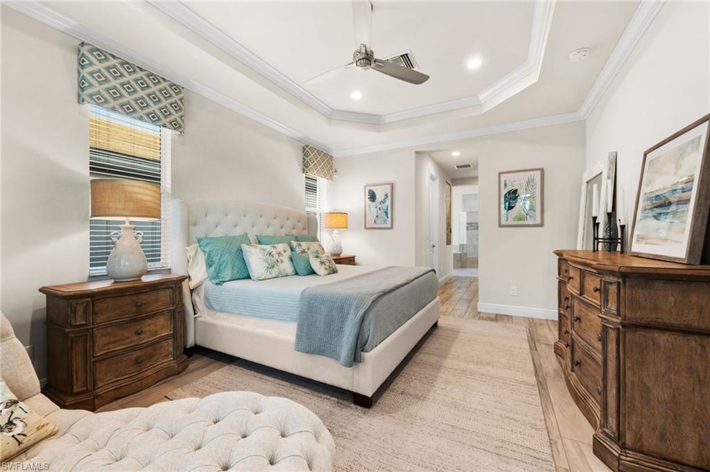 8949 Mustique LN