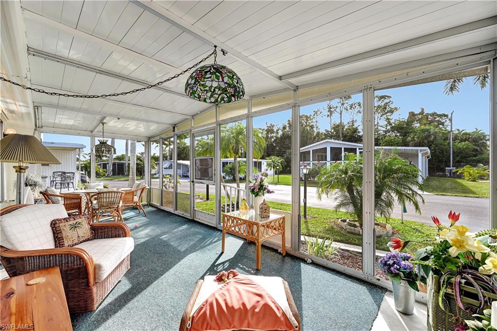 114 Enchanting BLVD