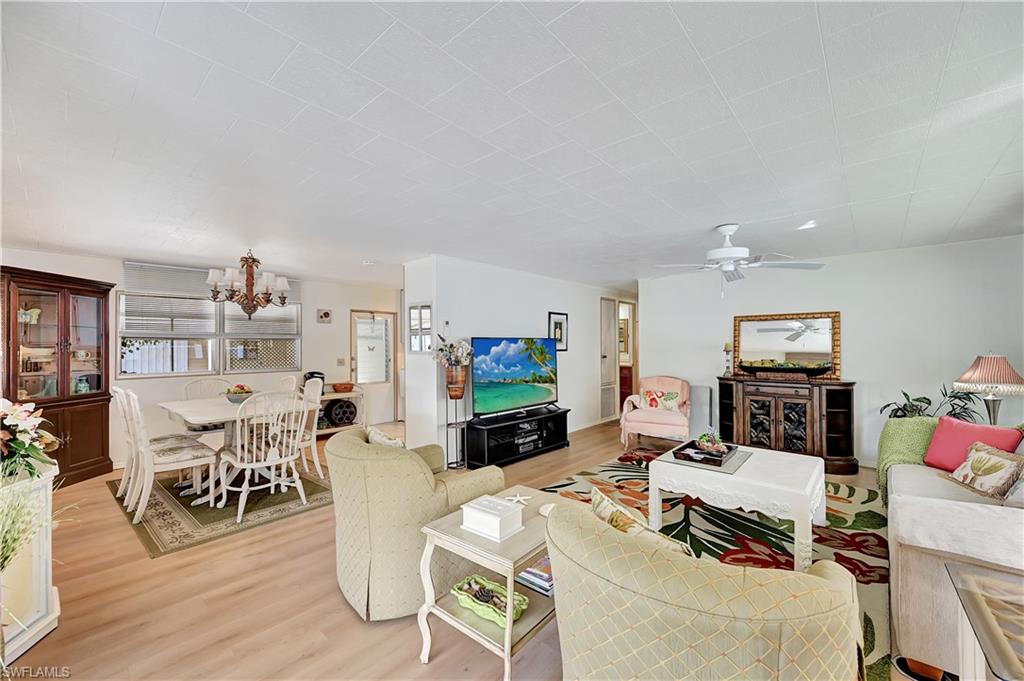 114 Enchanting BLVD