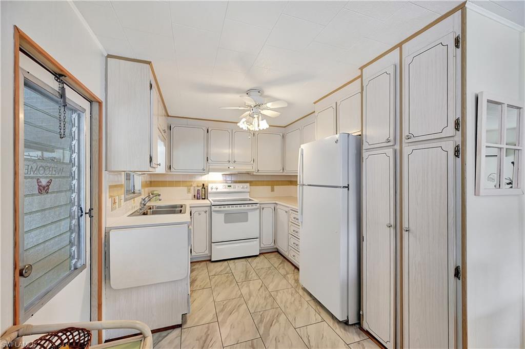 114 Enchanting BLVD