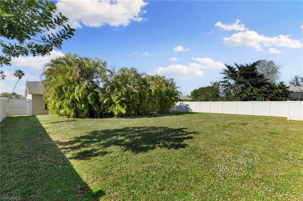 704 Meyer DR