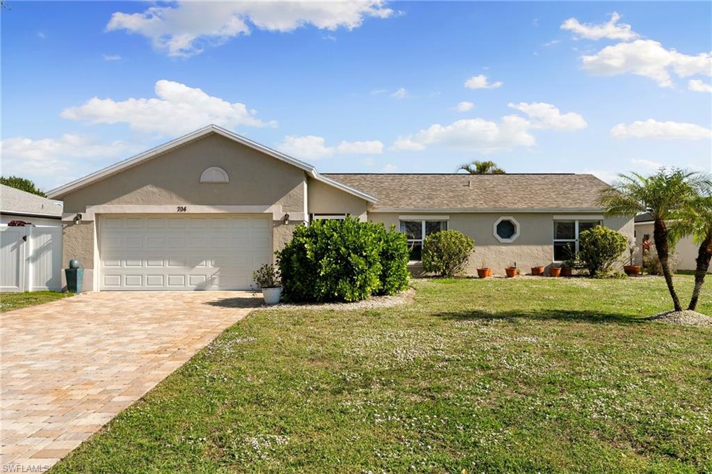 704 Meyer DR