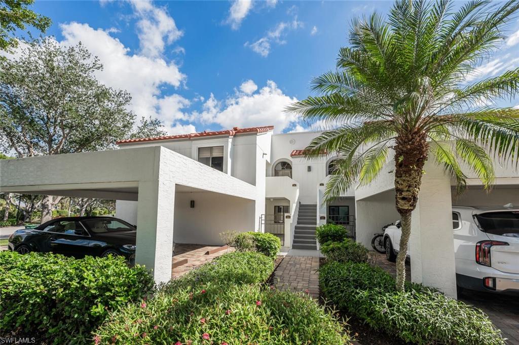 589 Beachwalk CIR # P204