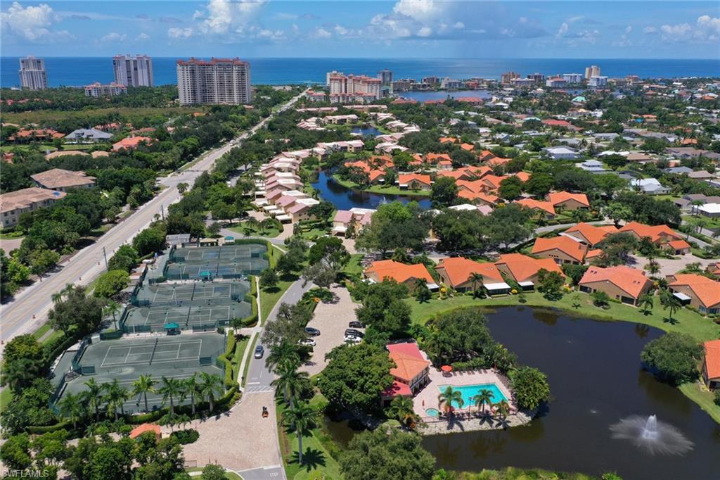 589 Beachwalk CIR # P204