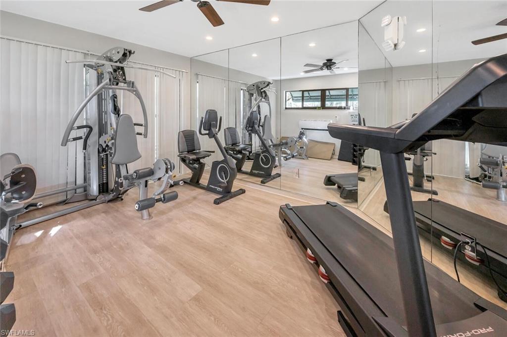 589 Beachwalk CIR # P204