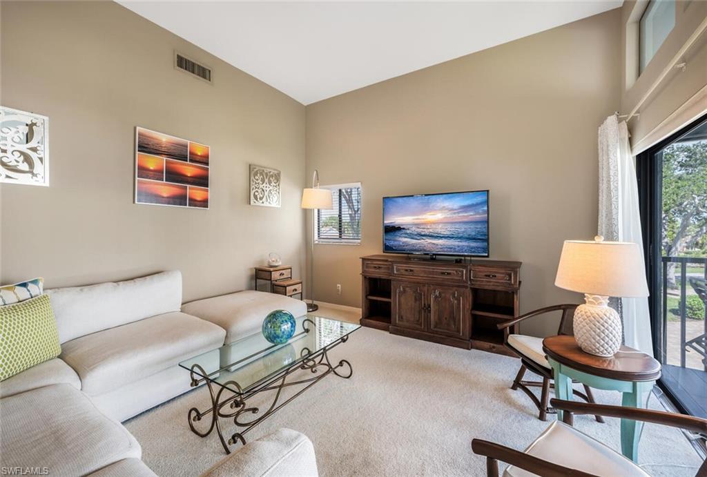 589 Beachwalk CIR # P204