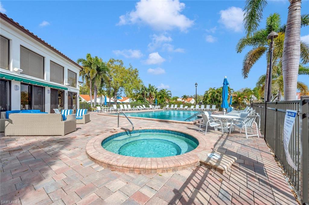 589 Beachwalk CIR # P204