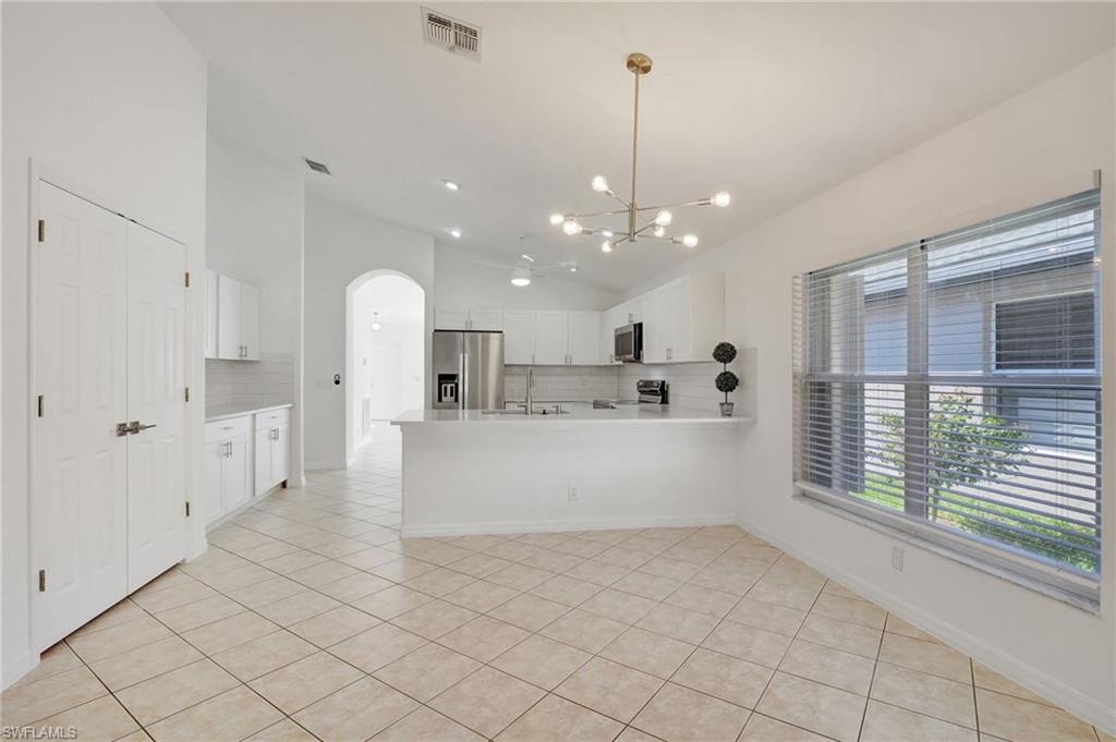 87 Burnt Pine DR