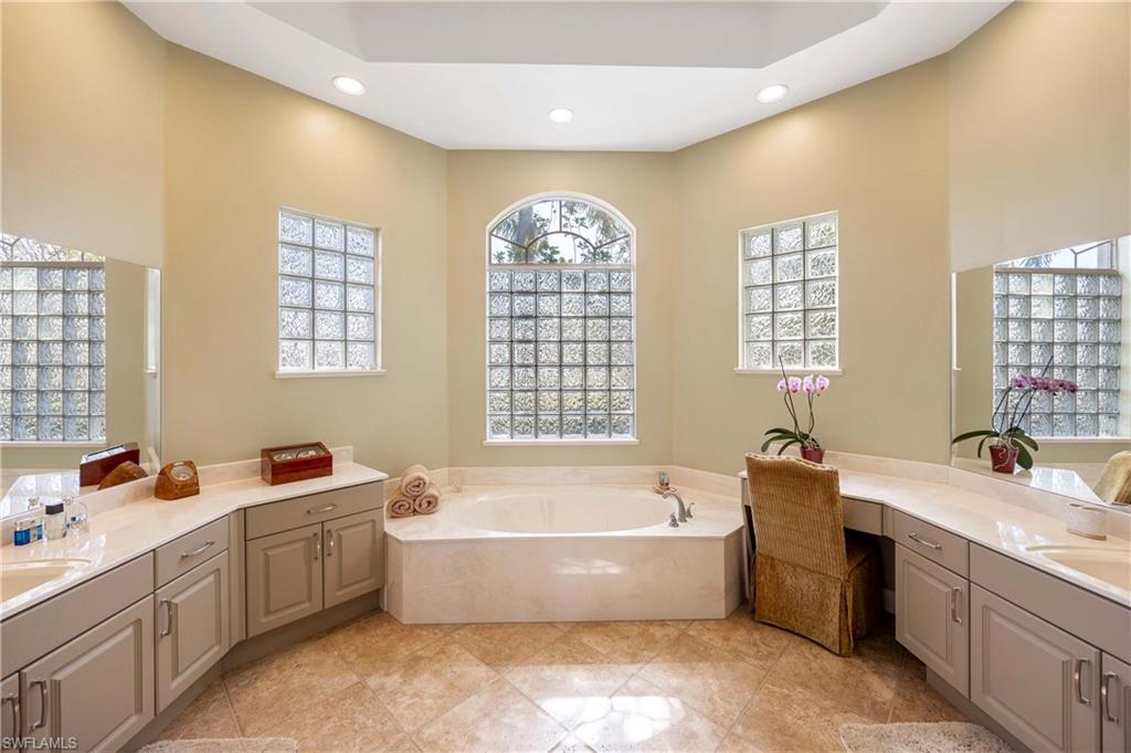1095 Port Orange WAY
