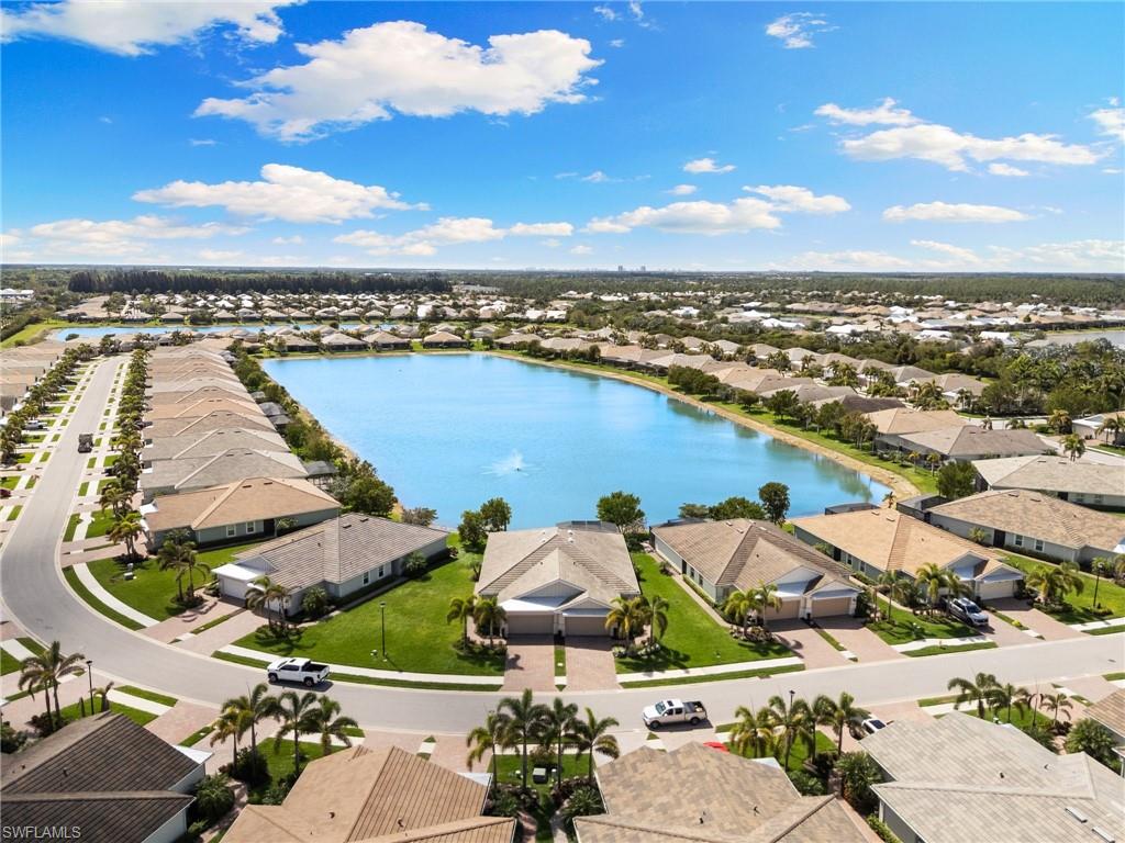 14618 Edgewater CIR