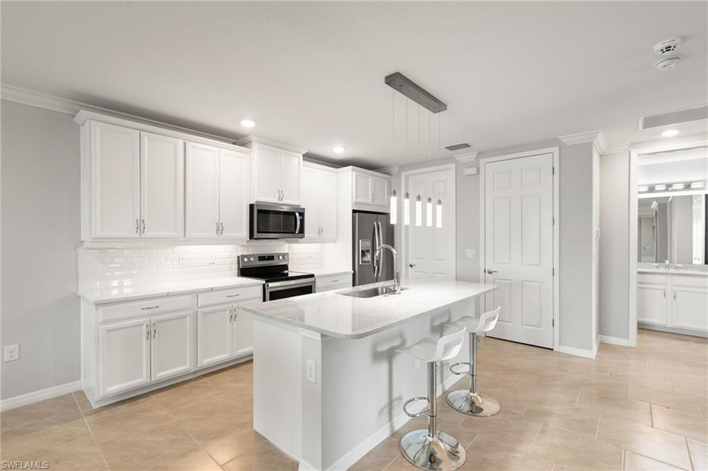 14618 Edgewater CIR