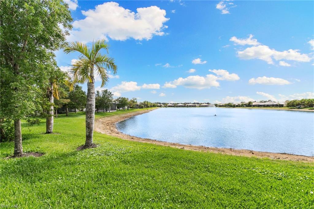 14618 Edgewater CIR