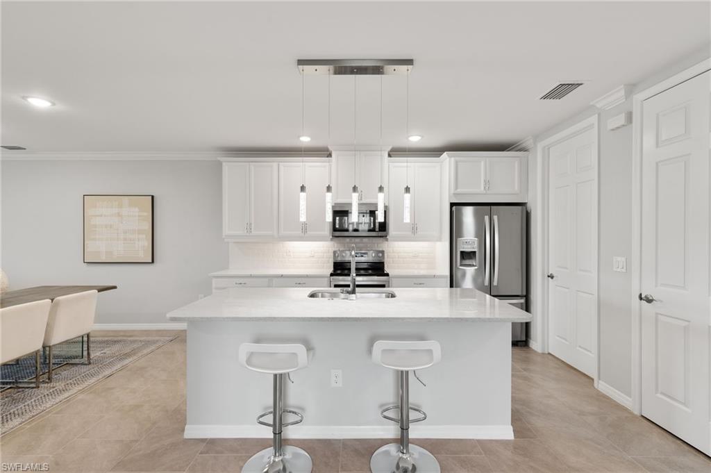 14618 Edgewater CIR
