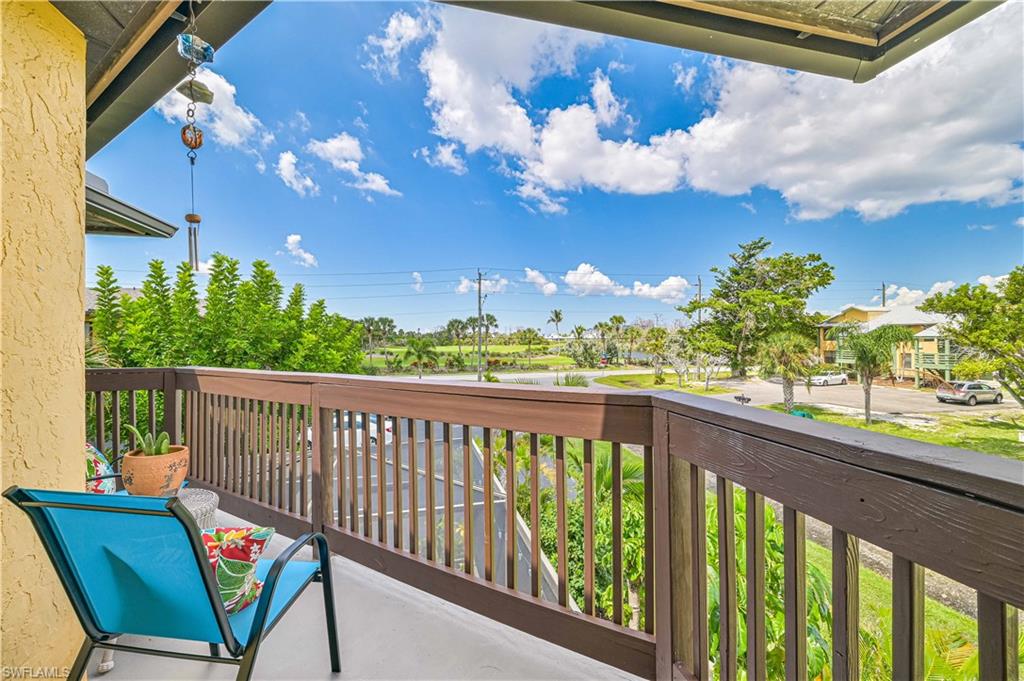 13533 Siesta Pines CT