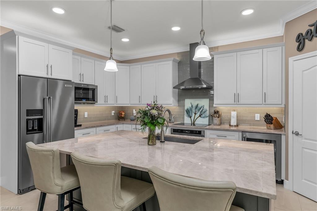 1584 Vizcaya LN
