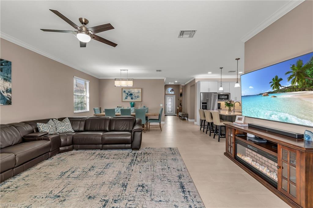 1584 Vizcaya LN