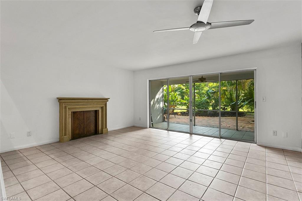 1201 Solana RD # 3