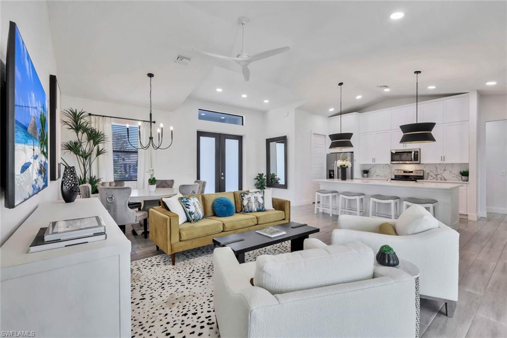 23272 W El Dorado AVE