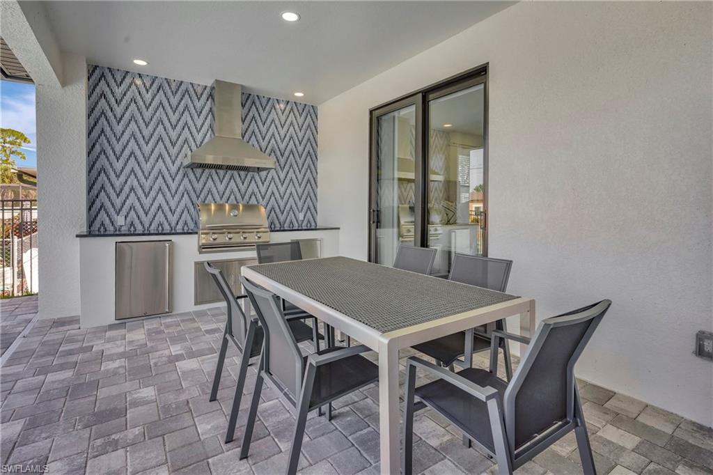 23272 W El Dorado AVE