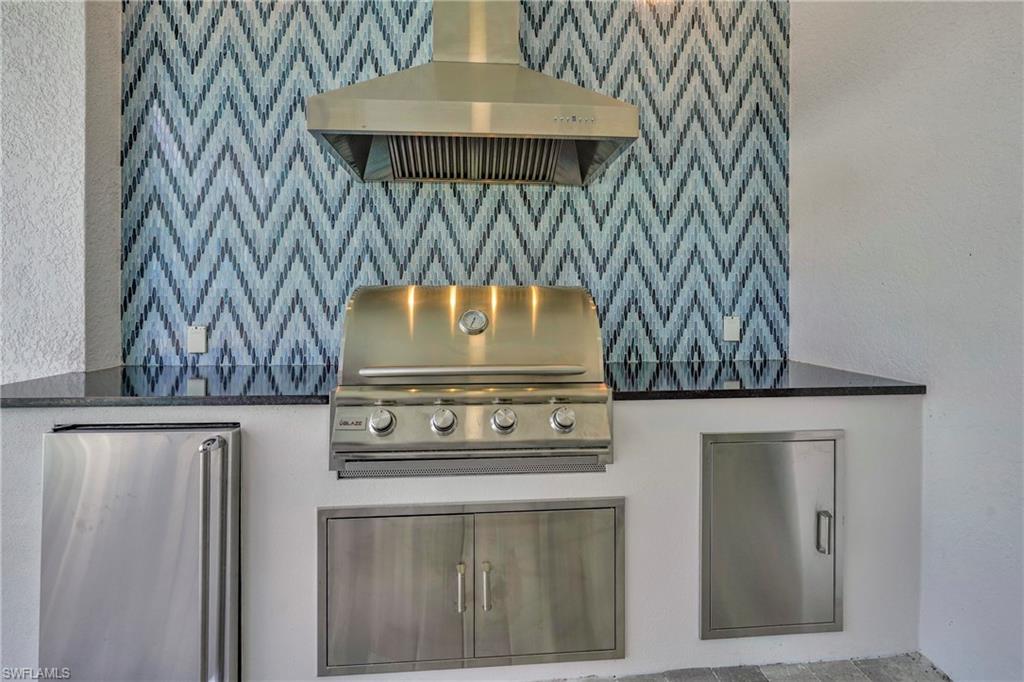 23272 W El Dorado AVE