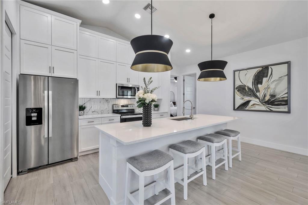 23272 W El Dorado AVE