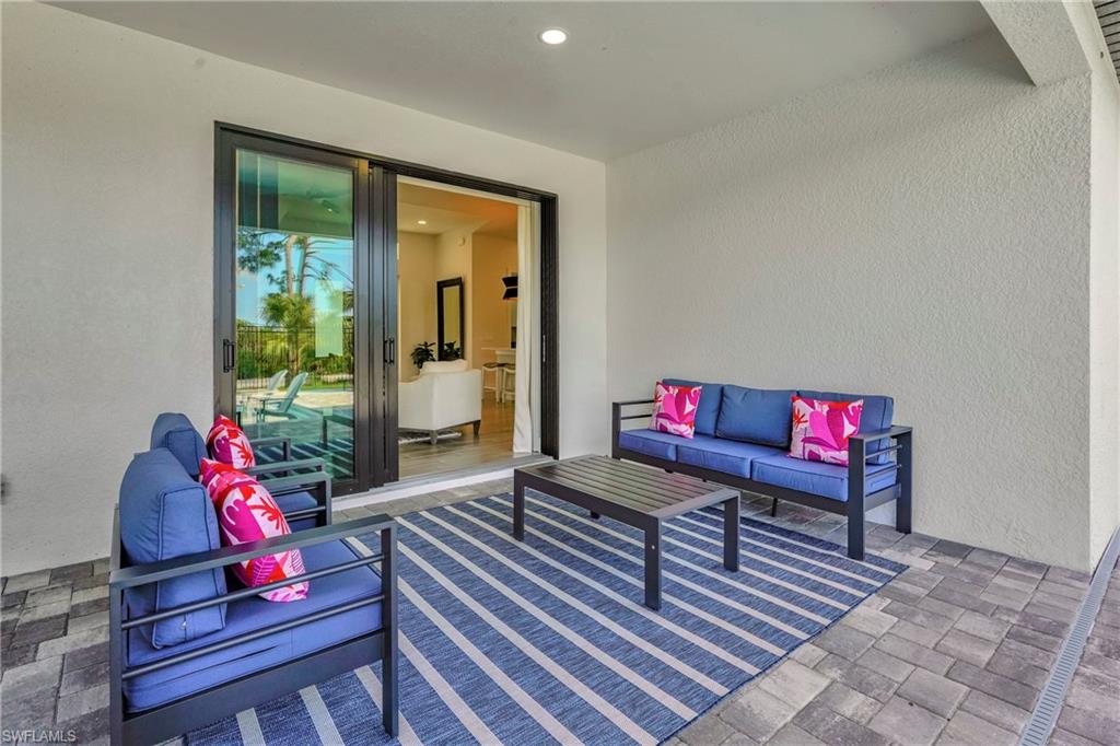 23272 W El Dorado AVE