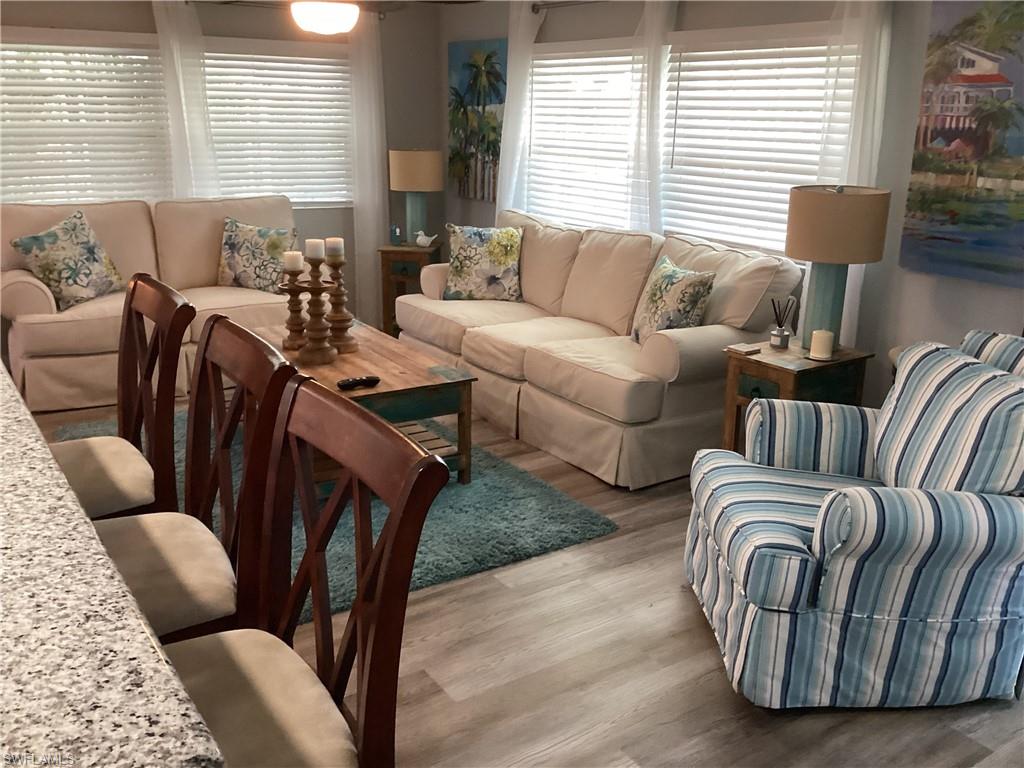 4 Chateau WAY