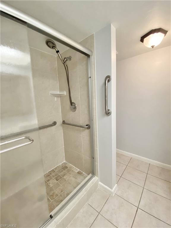 4955 Pepper CIR # 204 Unit: B-204