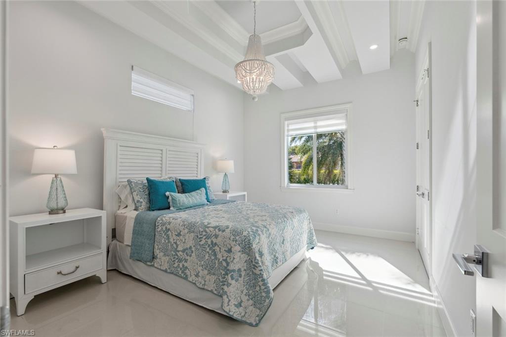 31 Manor TER