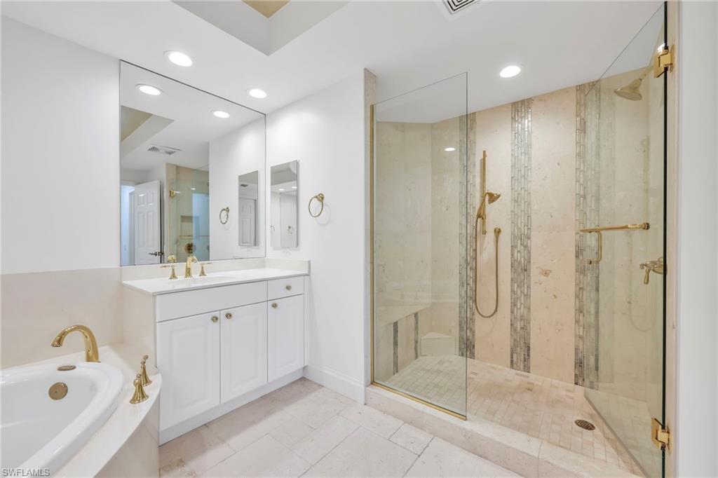 455 Cove Tower DR # 303