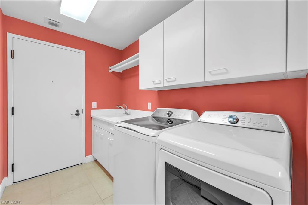 455 Cove Tower DR # 303