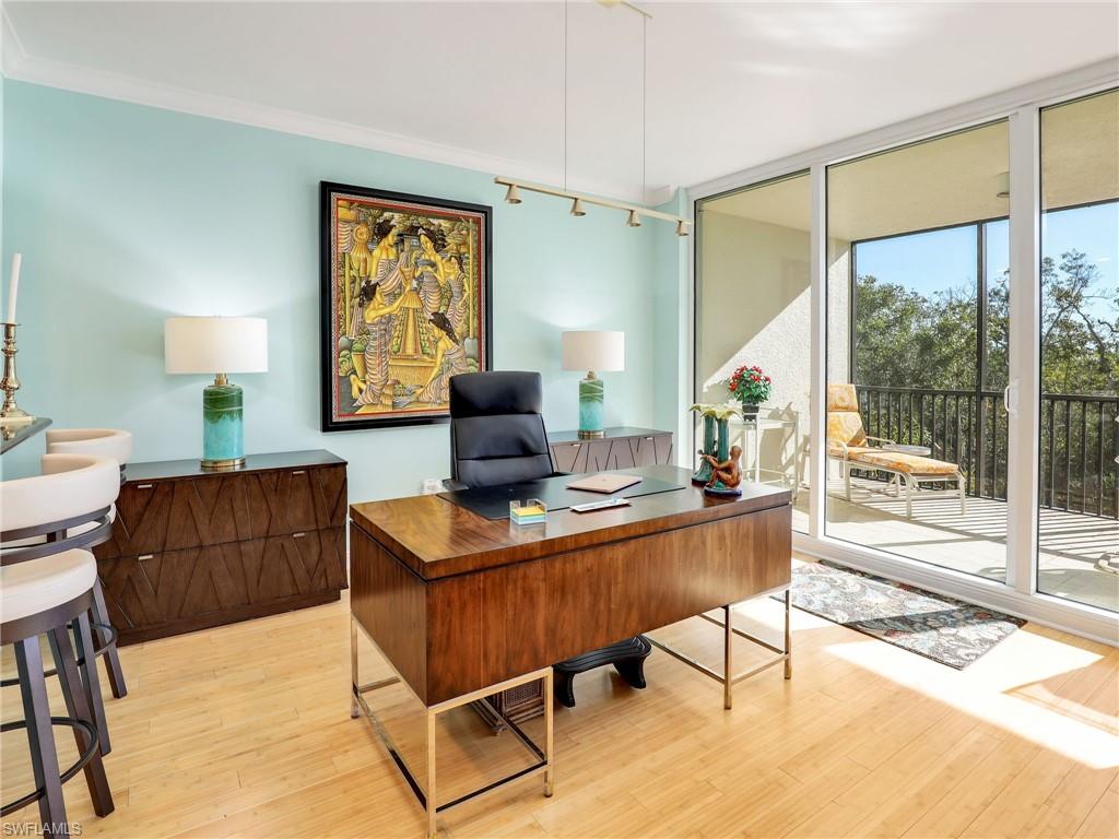 455 Cove Tower DR # 303