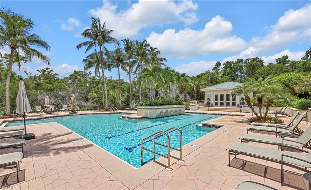 455 Cove Tower DR # 303