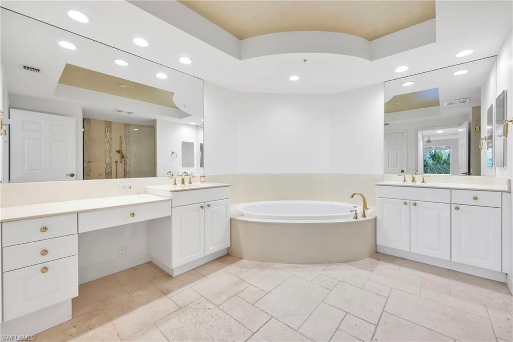 455 Cove Tower DR # 303