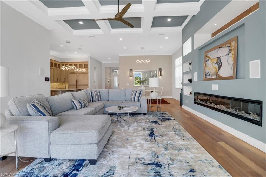 3721 Sapphire Cove CIR