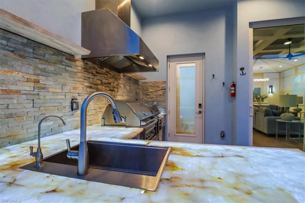 3721 Sapphire Cove CIR