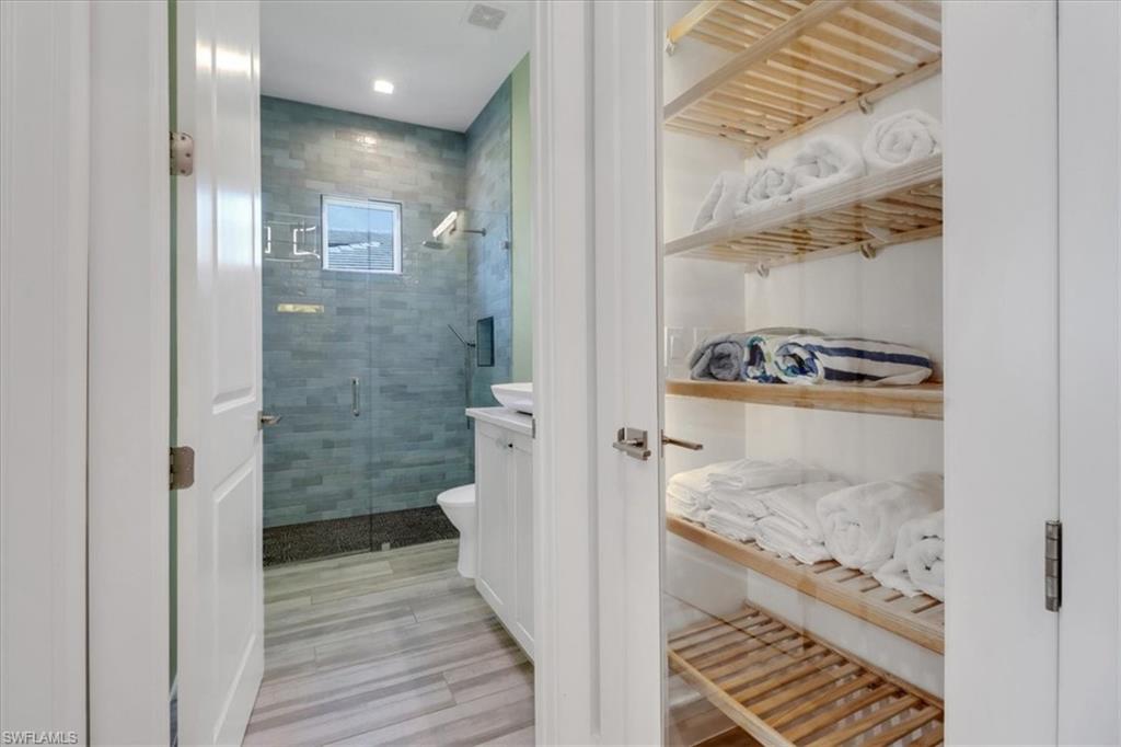 3721 Sapphire Cove CIR