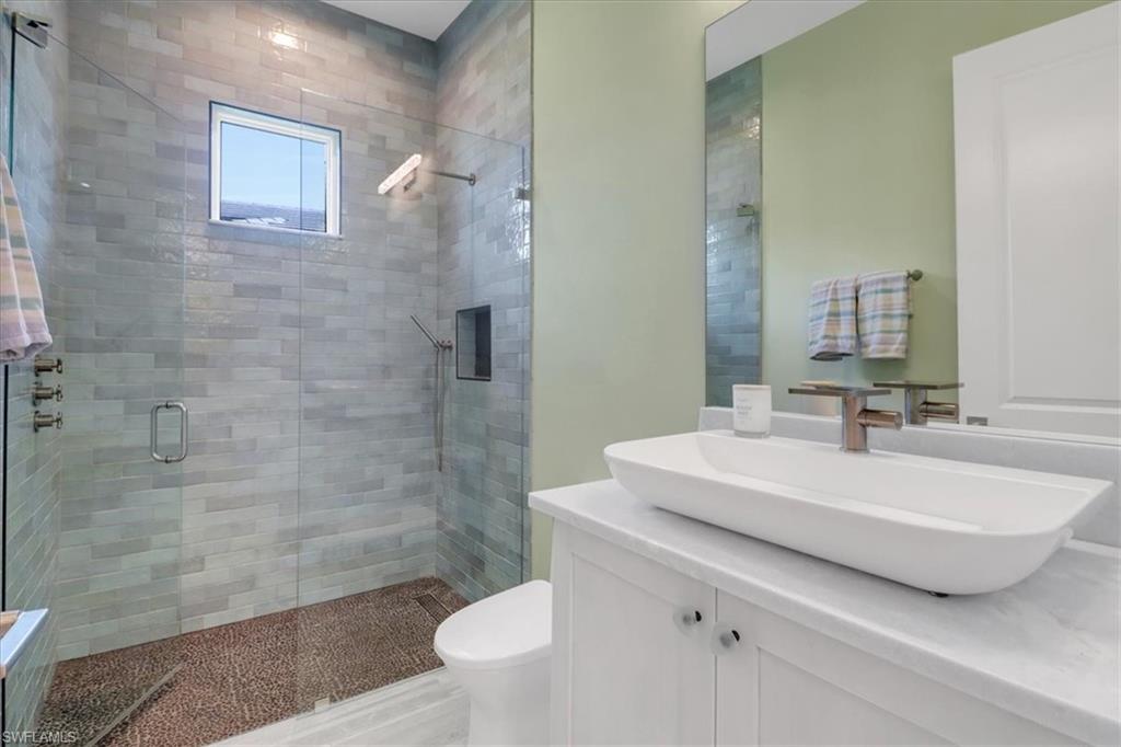 3721 Sapphire Cove CIR