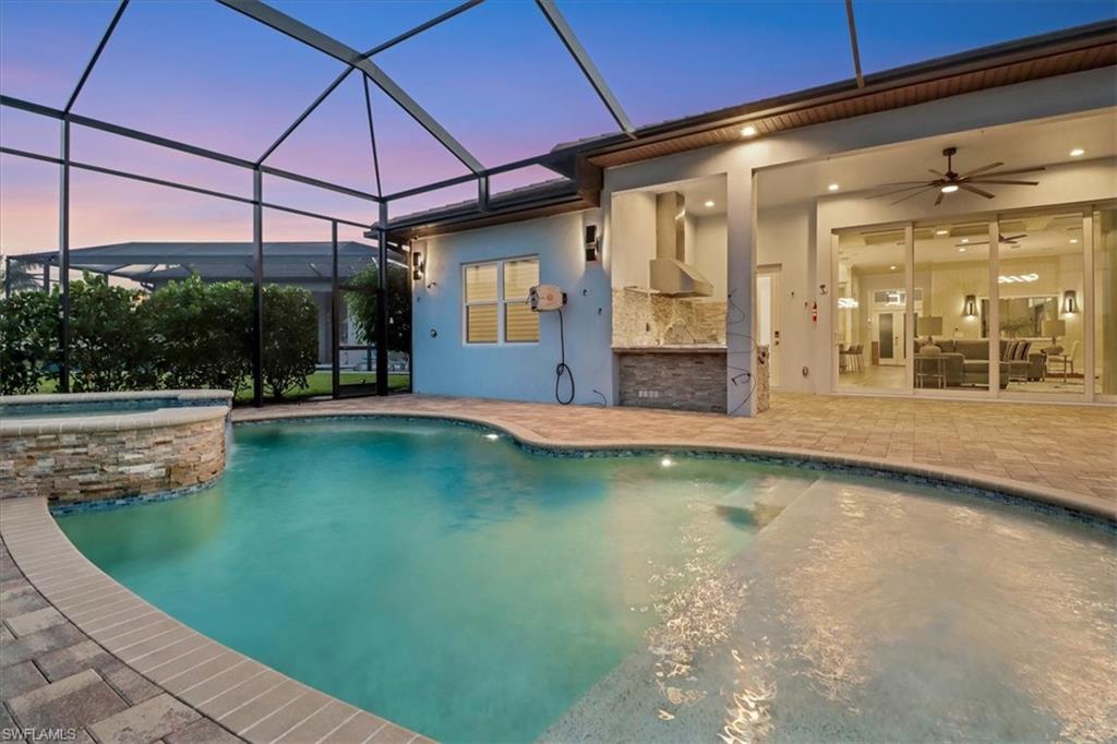 3721 Sapphire Cove CIR