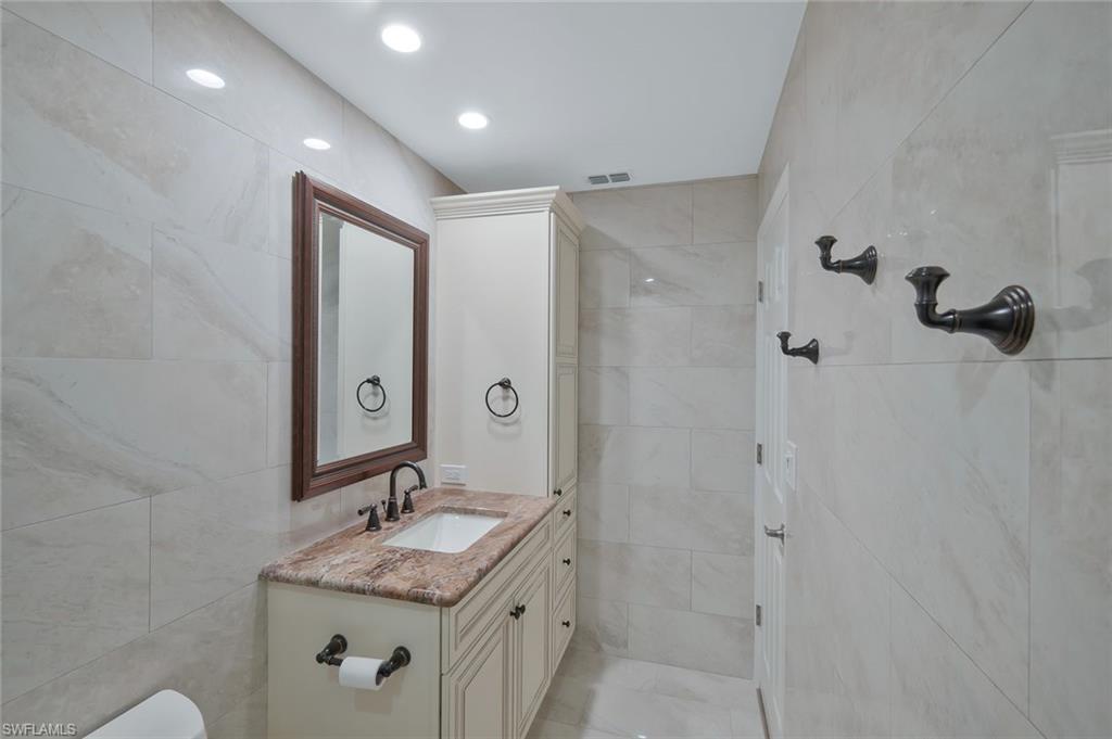 11140 Caravel CIR # 108