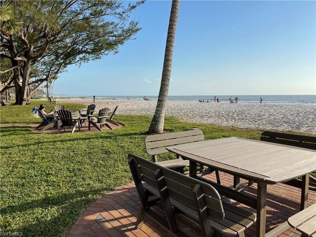 1900 Alamanda DR # 204