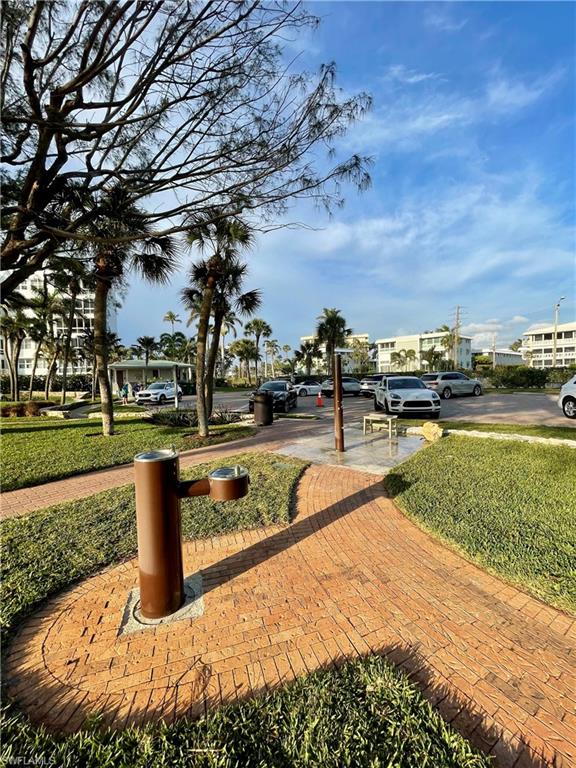 1900 Alamanda DR # 204