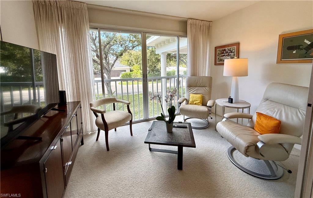 1900 Alamanda DR # 204