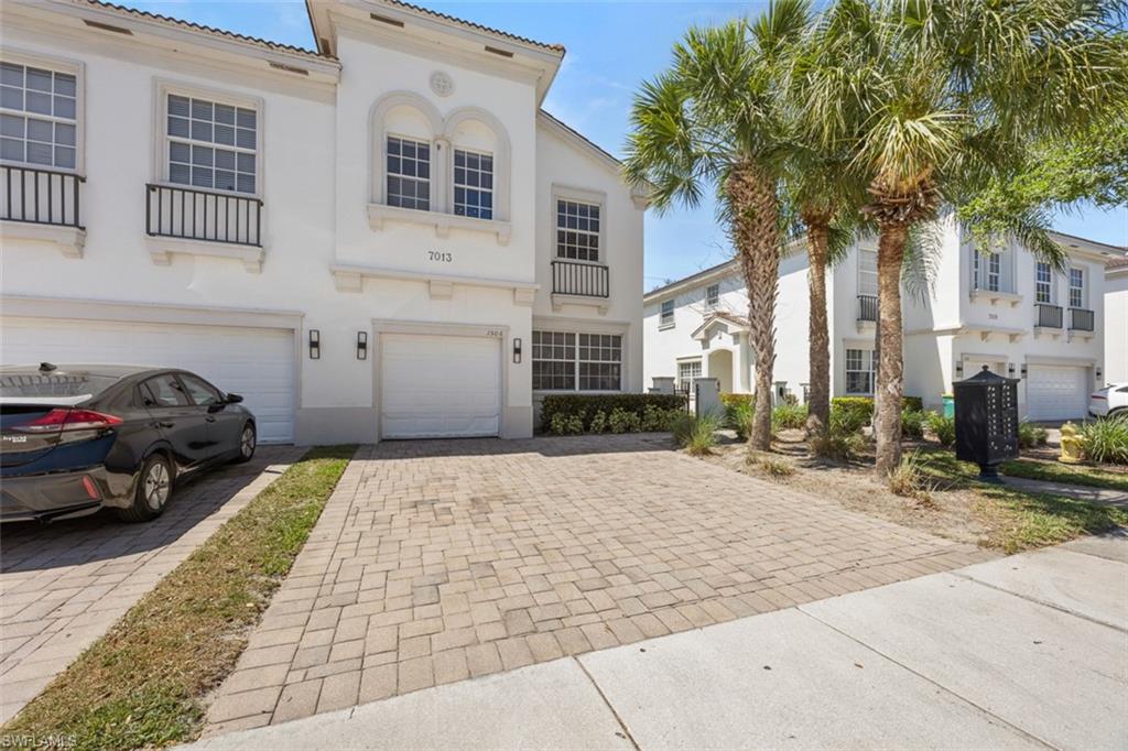 7013 Romana WAY N # 1506