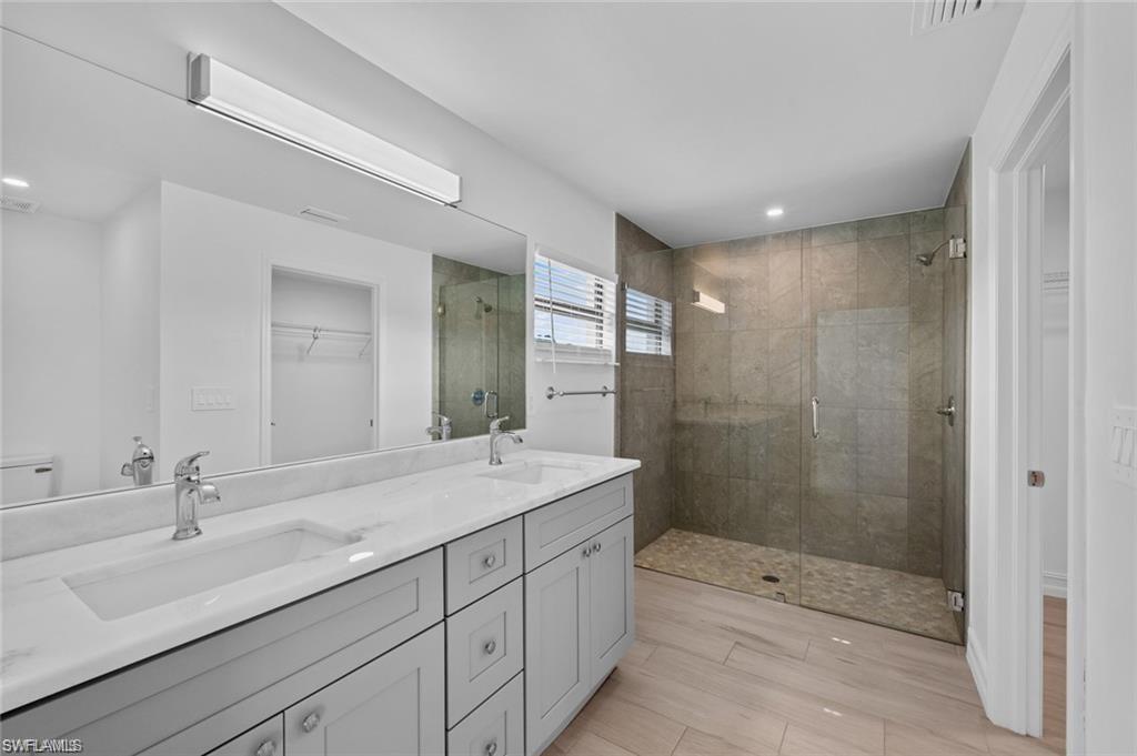 6109 Hutton CT