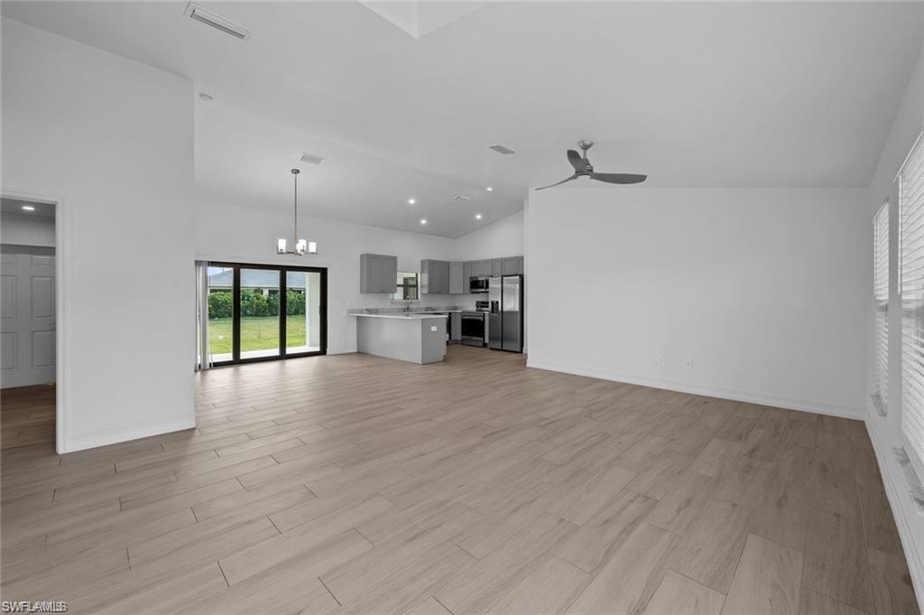 6109 Hutton CT