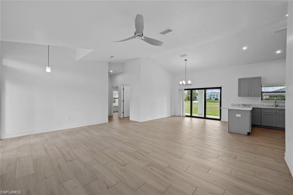 6109 Hutton CT