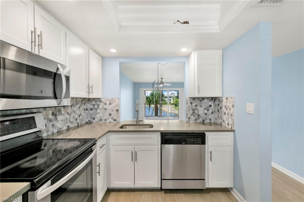 1004 Manatee RD # H201